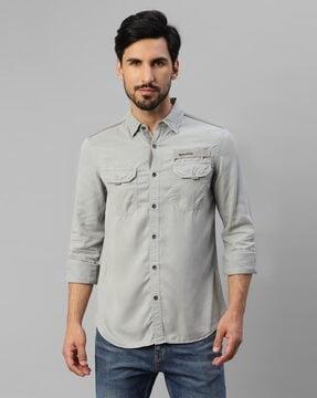 slim fit shirt with buttoned flap-pockets