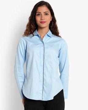 slim fit shirt with concealed placket