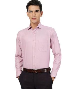 slim fit shirt with cutaway collar