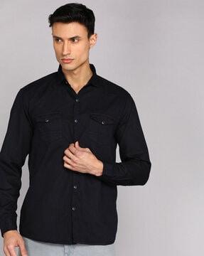 slim fit shirt with flap pockets