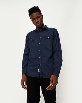 slim fit shirt with flap pockets