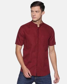 slim fit shirt with patch pocket