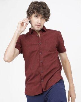 slim fit shirt with patch pocket