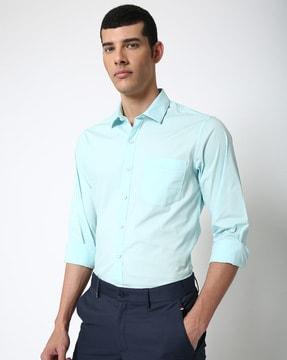 slim fit shirt with patch pocket