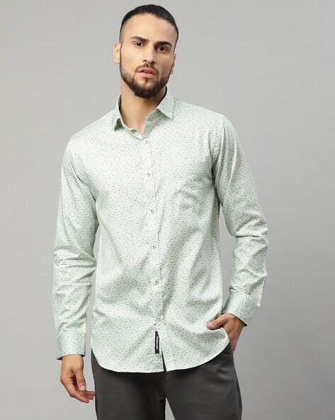 slim fit shirt with patch pocket