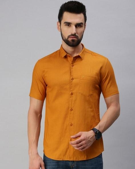 slim fit shirt with patch pocket