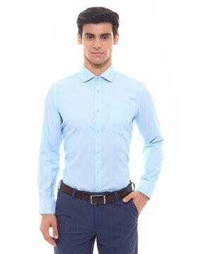 slim fit shirt with patch pocket