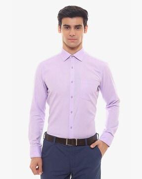 slim fit shirt with patch pocket