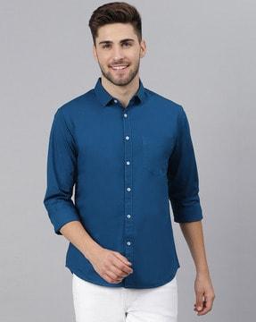 slim fit shirt with patch pocket