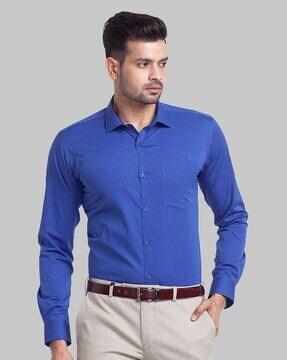 slim fit shirt with patch pocket