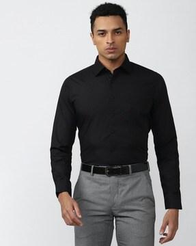 slim fit shirt with patch pocket