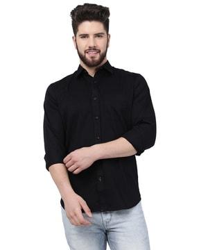 slim fit shirt with patch pocket