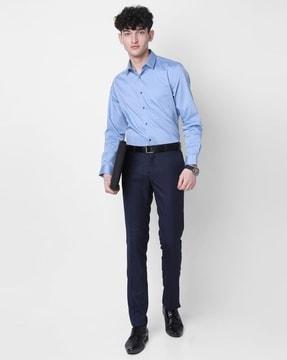 slim fit shirt with patch pocket