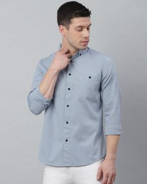 slim fit shirt with patch pockets