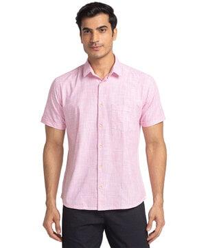 slim fit shirt with pathc pocket & curved hem