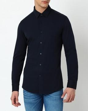 slim fit shirt with spread collar