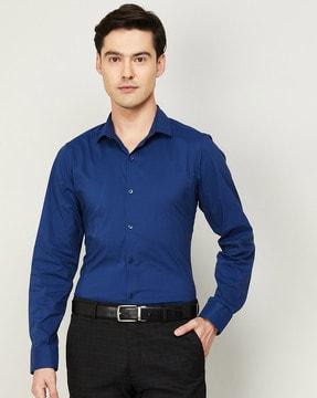 slim fit shirt with spread collar