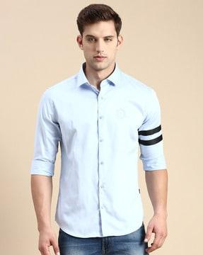 slim fit shirt with spread collar