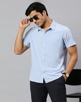 slim fit shirt with spread collar