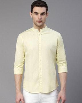 slim fit shirt