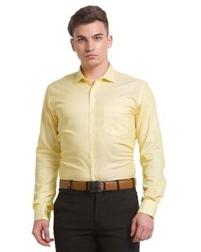 slim fit shirt