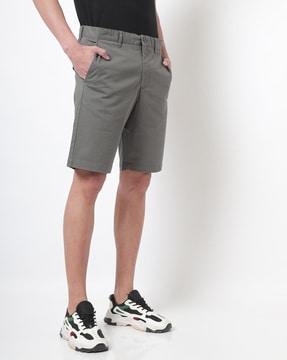 slim fit shorts with insert pockets
