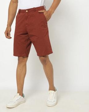 slim fit shorts with insert pockets