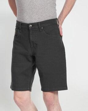 slim fit shorts with insert pockets