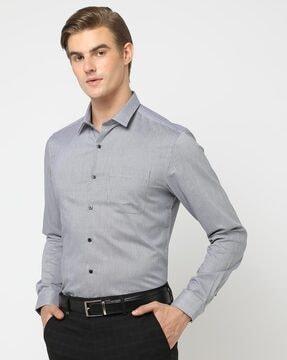 slim fit spread collar shirt