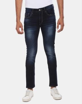 slim fit tapered jeans