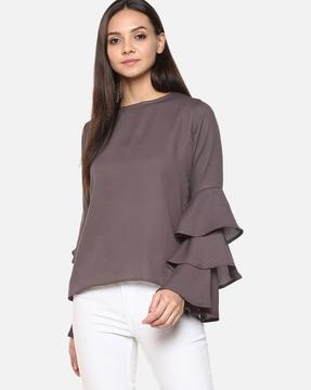 slim fit top with layered sleeves