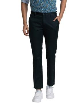 slim fit trousers with inserted pockets