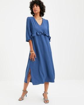 slim fit v-neck shift dress with ruffle trim