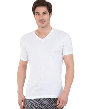 slim fit v-neck t-shirt