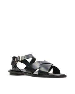 sling-back sandals with buckle fastening