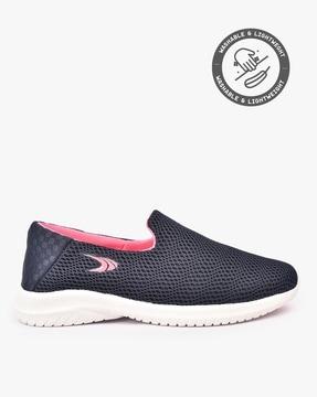 slip-on sports shoes