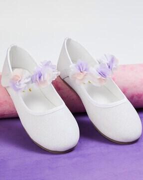 slip-on ballerina shoes
