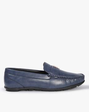 slip-on casual shoes with metal accent