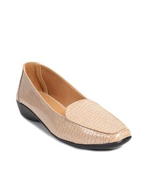 slip-on casual shoes with synthetic upper