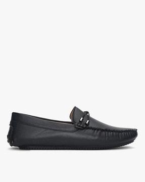 slip-on casual shoes