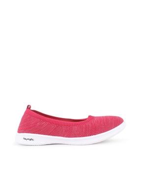 slip-on casual shoes