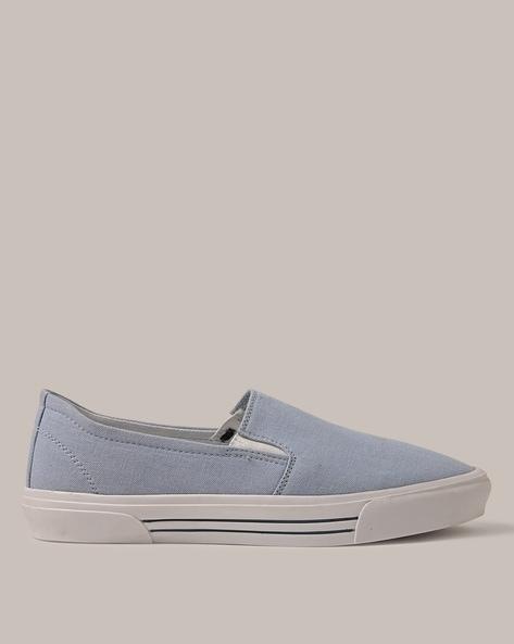 slip-on casual shoes