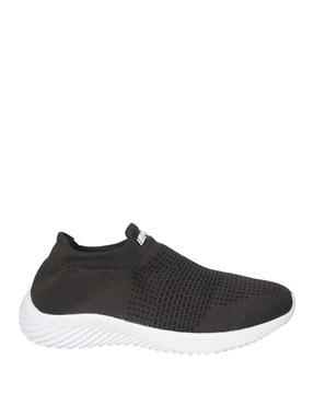 slip-on casual shoes