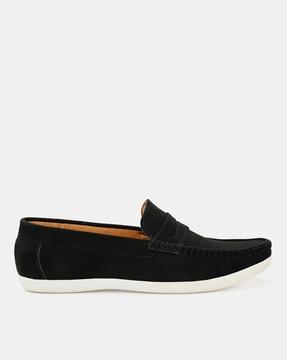 slip-on flat casual shoes