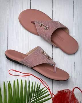 slip-on flat sandals with open toe shape