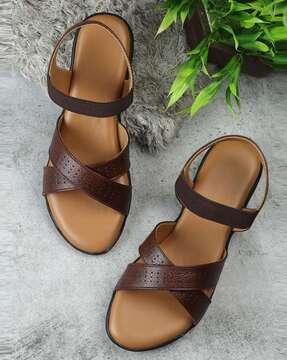 slip-on flat sandals with open toe shape