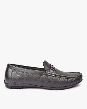 slip-on formal shoes with metal accent