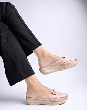 slip-on loafers with bow accent