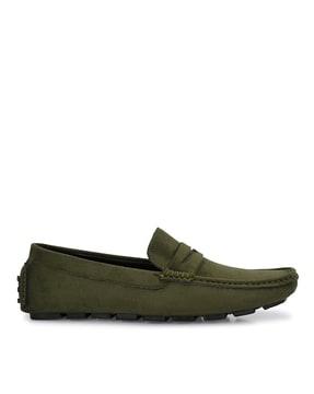 slip-on loafers with braided hem