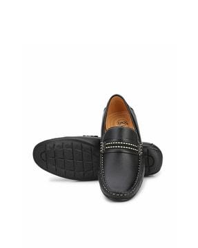 slip-on loafers with contrast stitch